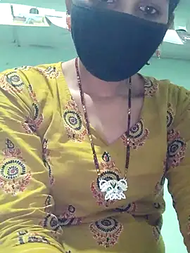 Snapshot of poojam93 chatting on 09.08.25 poojam93 online show from 09.08.25