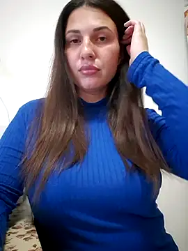 Snapshot of ElsMarya chatting on 11.12.25 ElsMarya online show from 11.12.25