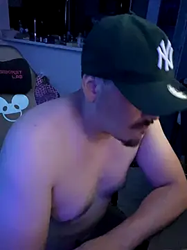 Snapshot of kvrkvr19 chatting on 10.13.25 kvrkvr19 online show from 10.13.25