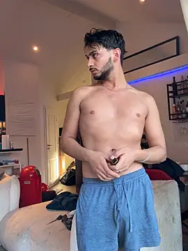 Gipsyboysteve online show from 11.28.25