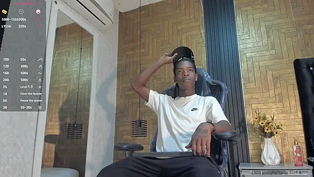 Snapshot of Cam_Brown chatting on 09.17.25 Cam Brown online show from 09.17.25