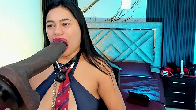 Issafoxx online show from 09.29.25