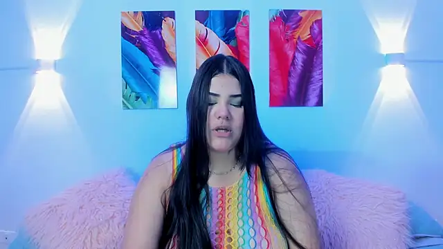 Snapshot of LucyColleen chatting on 09.17.25 LucyColleen online show from 09.17.25