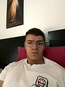 ALPHA DOMINUS  online show from 10.17.25