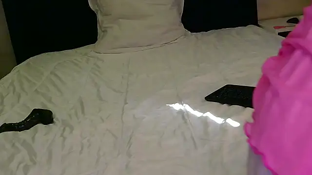 Snapshot of Ivysol chatting on 11.09.25 Ivysol online show from 11.09.25