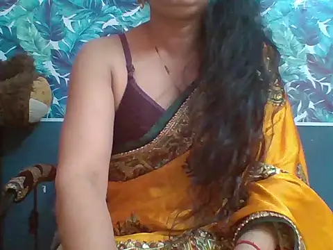 Snapshot of Marathi_q4een01 chatting on 10.15.25 Marathi q4een01 online show from 10.15.25