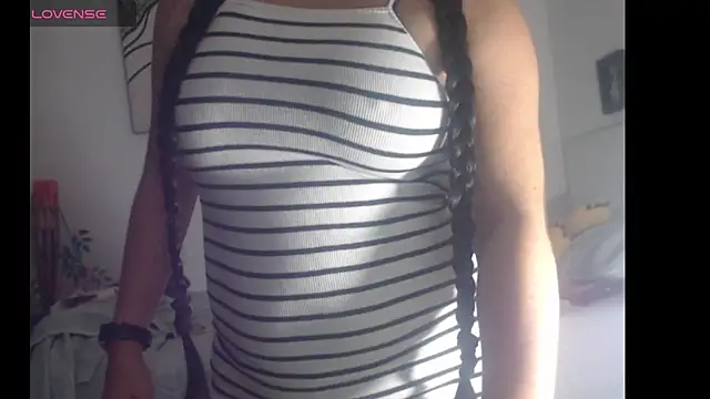 anii mantilla online show from 09.11.25