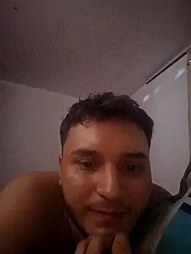 Snapshot of Hotguys111 chatting on 09.26.25 Hotguys111 online show from 09.26.25