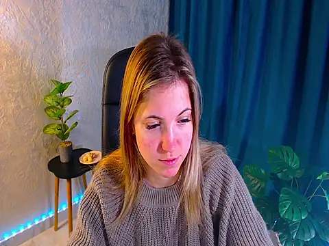 Snapshot of arlana_klart chatting on 10.01.25 arlana klart online show from 10.01.25