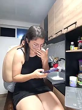 stivenlujan69 online show from 10.27.25