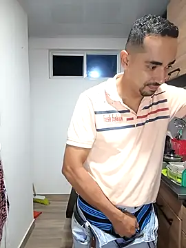 stivenlujan69 online show from 10.31.25