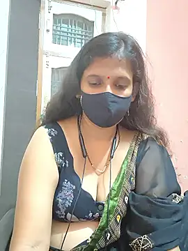 Snapshot of Sonalihot_ chatting on 09.28.25 Sonalihot online show from 09.28.25