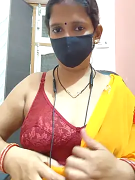 Snapshot of Sonalihot_ chatting on 09.29.25 Sonalihot online show from 09.29.25