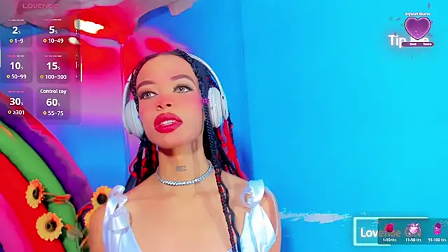 Dahlia Moss online show from 09.11.25