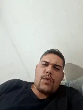 Snapshot of feehzungi0000 chatting on 11.24.25 feehzungi0000 online show from 11.24.25