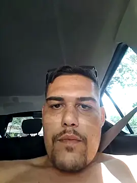 Snapshot of feehzungi0000 chatting on 12.03.25 feehzungi0000 online show from 12.03.25