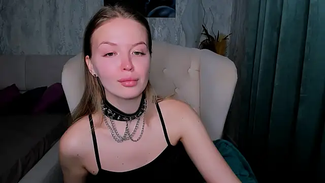 LaurennHill online show from 10.15.25