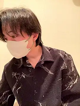 Snapshot of Yuma0718 chatting on 11.17.25 Yuma0718 online show from 11.17.25