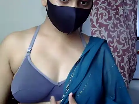 Snapshot of Bady__Riya chatting on 09.19.25 Bady Riya online show from 09.19.25