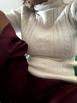 Snapshot of kissujaan chatting on 11.02.25 kissujaan online show from 11.02.25