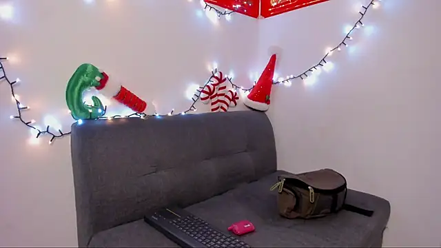 lara and danny online show from 11.26.25