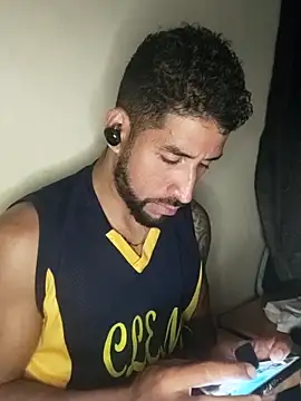 Alexsexygamer online show from 10.04.25