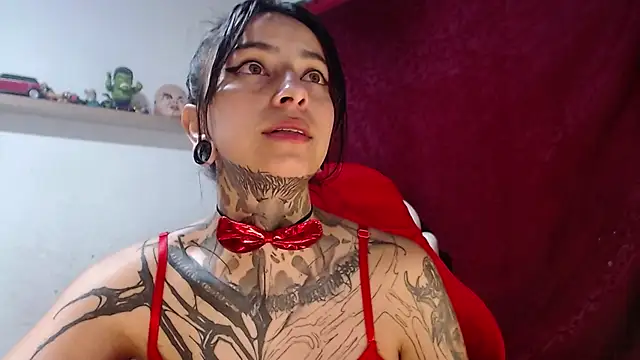 Snapshot of Julls420 chatting on 09.14.25 Julls420 online show from 09.14.25