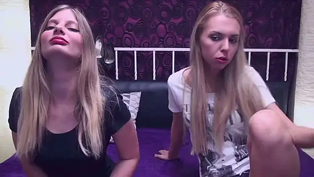 BlondeWitches online show from 03.08.25