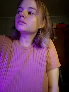 Snapshot of SlipperSherry chatting on 10.08.25 SlipperSherry online show from 10.08.25