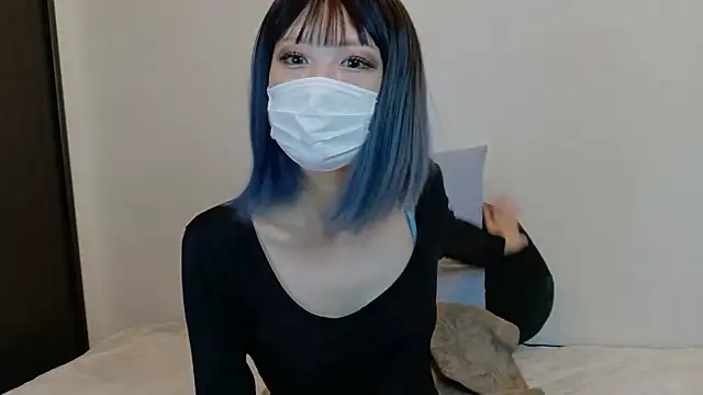 sarina at online show from 11.10.25