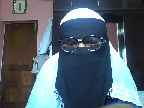 Snapshot of nasrin_katoon_7 chatting on 09.10.25 nasrin katoon 7 online show from 09.10.25
