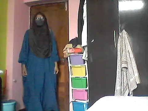 Snapshot of nasrin_katoon_7 chatting on 10.22.25 nasrin katoon 7 online show from 10.22.25