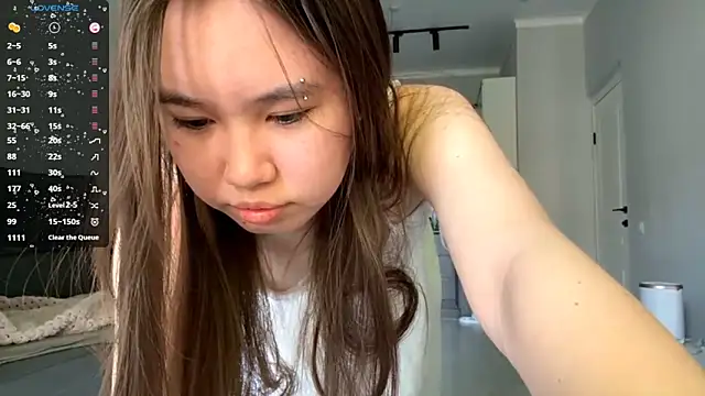 Wow Akemi online show from 09.27.25