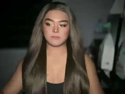 Snapshot of Holygoddessanitaxx chatting on 11.04.25 Holygoddessanitaxx online show from 11.04.25