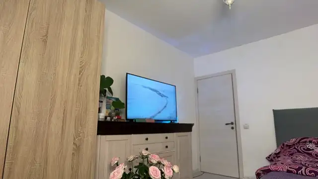 Miaswetty online show from 10.14.25