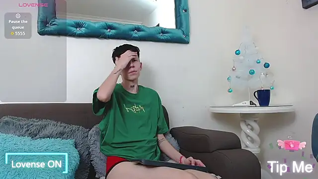 LiamBrown09 online show from 11.11.25