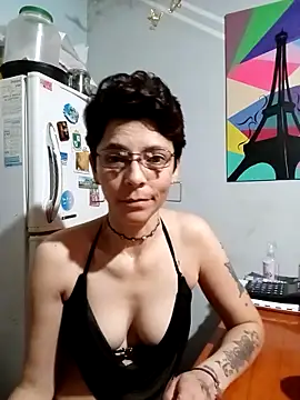 Snapshot of Lulypsicologasexual chatting on 09.20.25 Lulypsicologasexual online show from 09.20.25