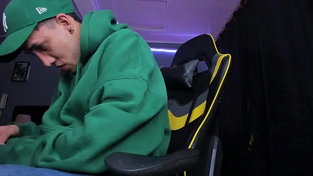 alexgiraldo   online show from 10.03.25