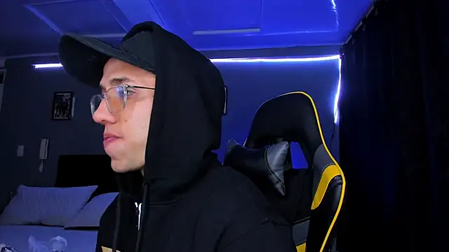 alexgiraldo   online show from 12.01.25