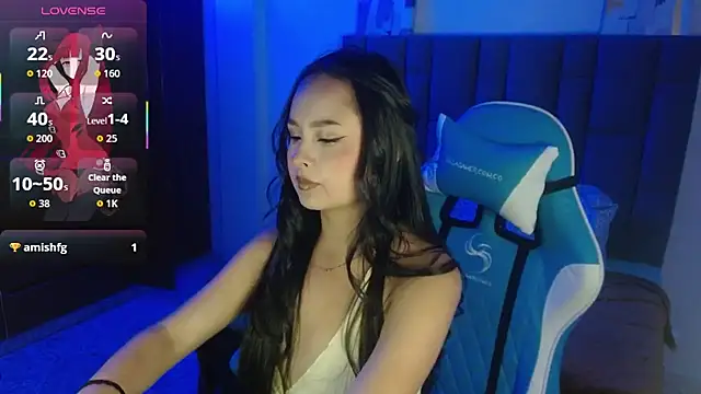 Snapshot of Emma-Flowers chatting on 11.03.25 Emma-Flowers online show from 11.03.25