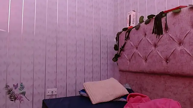 Snapshot of Susanahotsexxx chatting on 10.09.25 Susanahotsexxx online show from 10.09.25