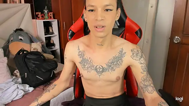 sara slut21 online show from 12.24.24