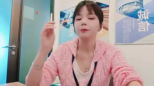 KKMM168 online show from 10.15.25