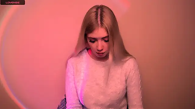 AliceHotty  online show from 11.10.25