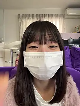 Snapshot of aonyan_7 chatting on 10.16.25 aonyan 7 online show from 10.16.25