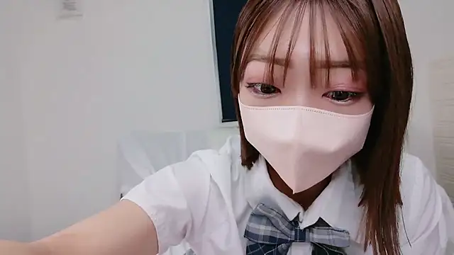 Snapshot of Rina_72 chatting on 09.16.25 Rina 72 online show from 09.16.25