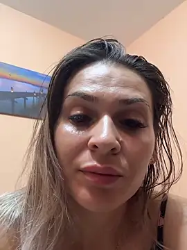 iSelena online show from 09.21.25