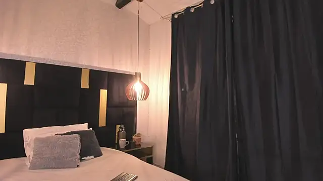 Lucio  Fox online show from 11.30.25