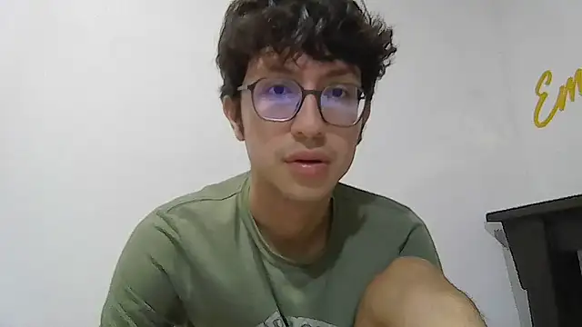 Snapshot of Kevintdx chatting on 09.10.25 Kevintdx online show from 09.10.25