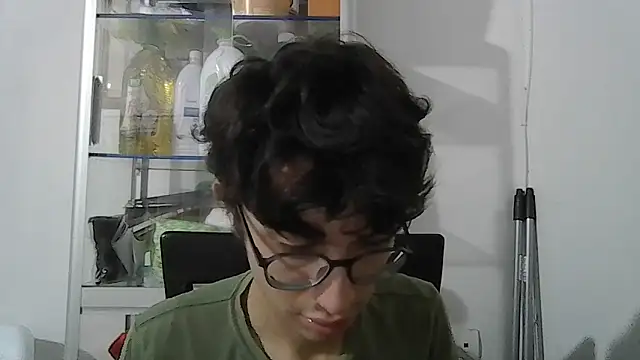 Snapshot of Kevintdx chatting on 09.24.25 Kevintdx online show from 09.24.25